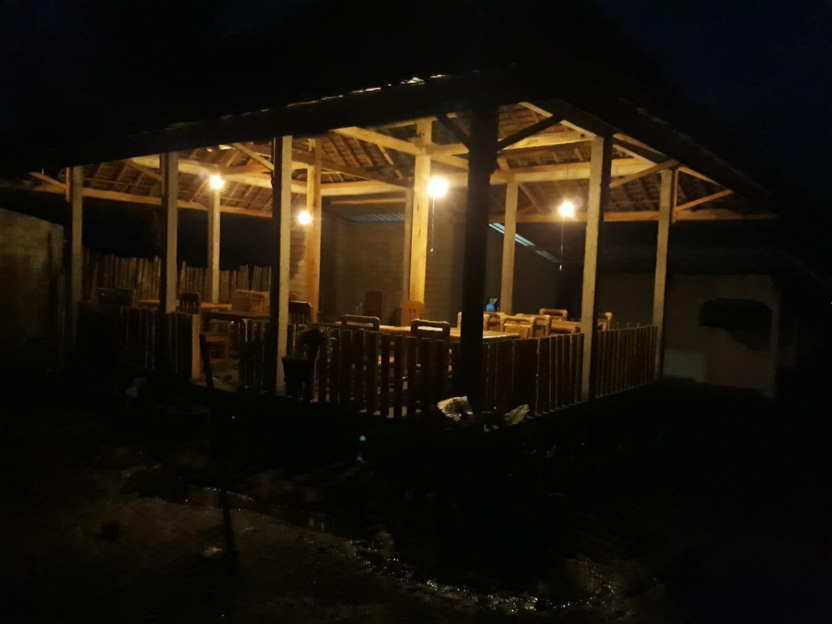 Ila Homestay Senaru Eksteriør bilde